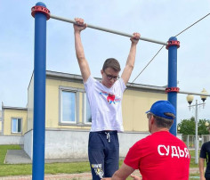СУДЕЙСКАЯ КОЛЛЕГИЯ ПО ПОДТЯГИВАНИЮ, СГИБАНИЮ И РАЗГИБАНИЮ РУК В УПОРЕ ЛЕЖА (статья 20) СУДЕЙСКАЯ КОЛЛЕГИЯ ПО ПОДТЯГИВАНИЮ, СГИБАНИЮ И РАЗГИБАНИЮ РУК В УПОРЕ ЛЕЖА (статья 20).